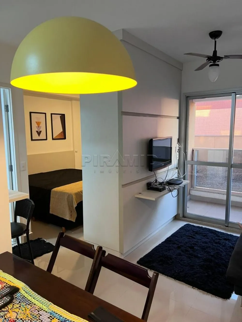 Alugar Apartamento / Flat em Ribeir&atilde;o Preto R$ 2.000,00 - Foto 1