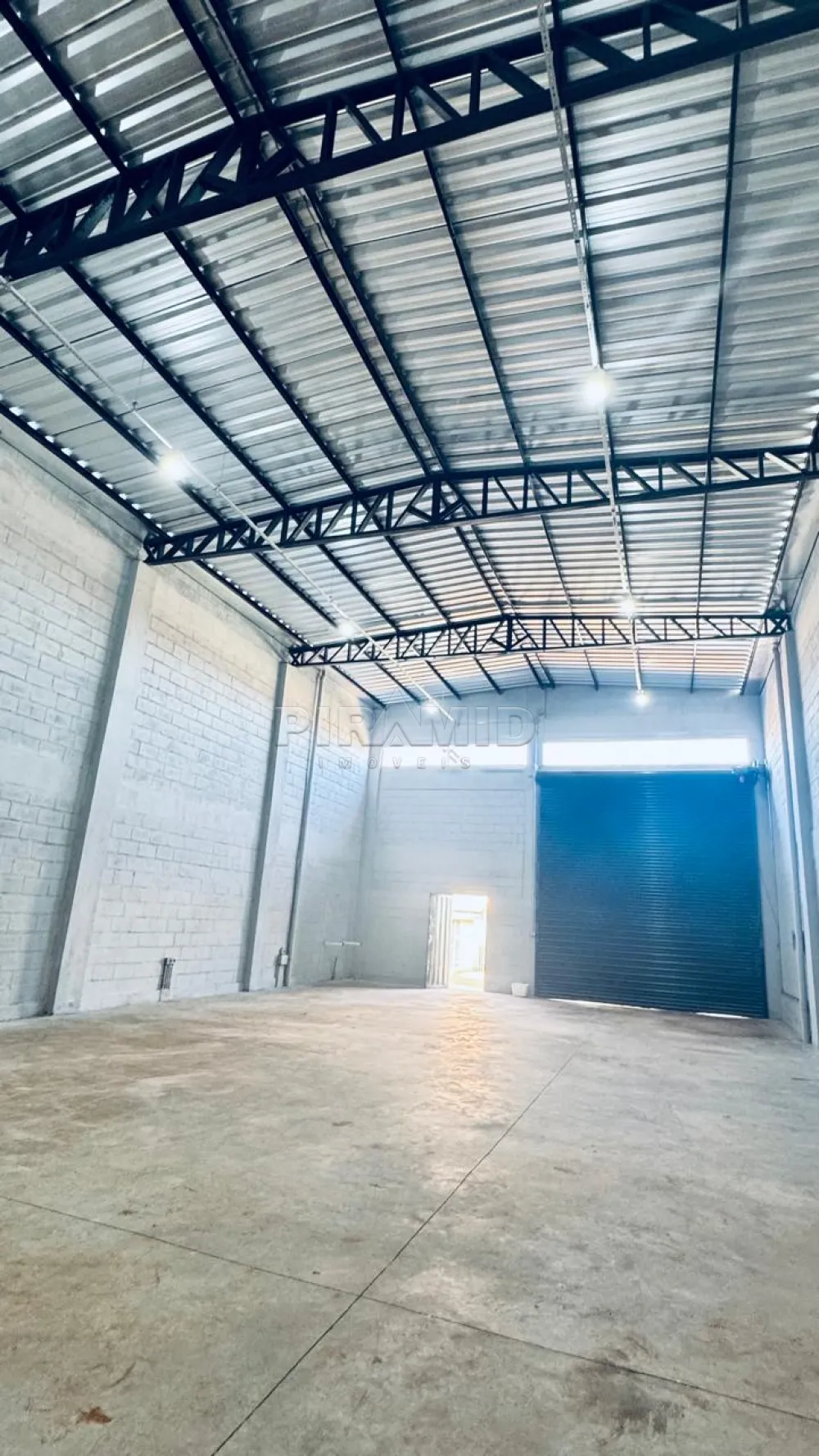 Alugar Comercial / Sal&atilde;o em Ribeir&atilde;o Preto R$ 6.000,00 - Foto 2