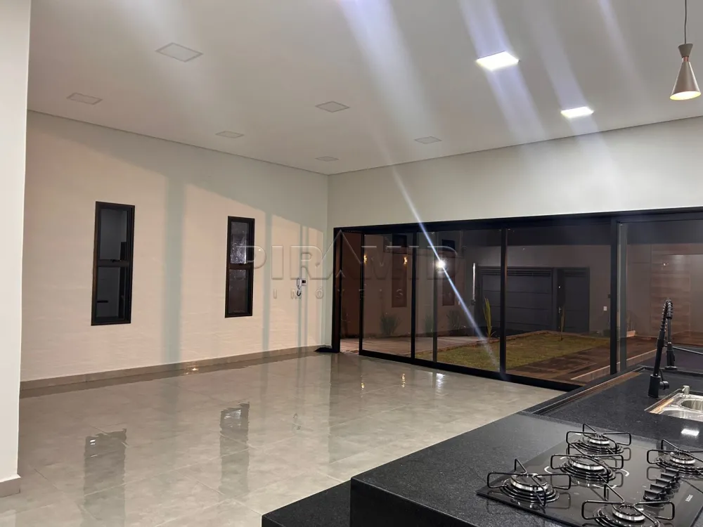 Comprar Casa / Padr&atilde;o em Ribeir&atilde;o Preto R$ 810.000,00 - Foto 3