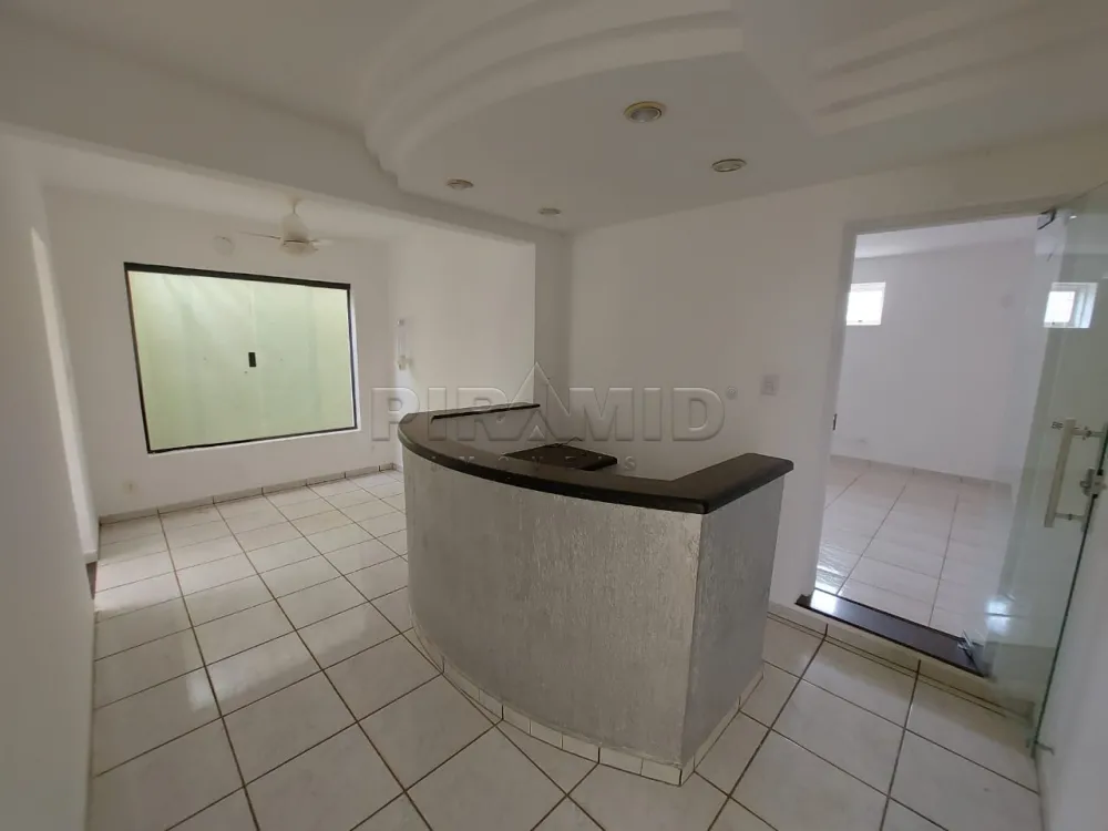 Alugar Comercial / Casa em Ribeir&atilde;o Preto R$ 2.700,00 - Foto 1