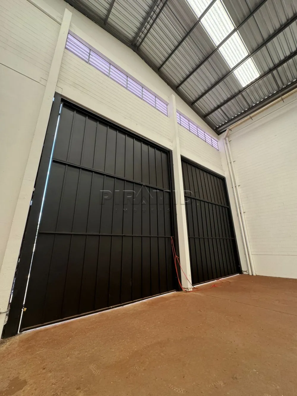 Alugar Comercial / Galp&atilde;o  Barrac&atilde;o em Ribeir&atilde;o Preto R$ 30.000,00 - Foto 4