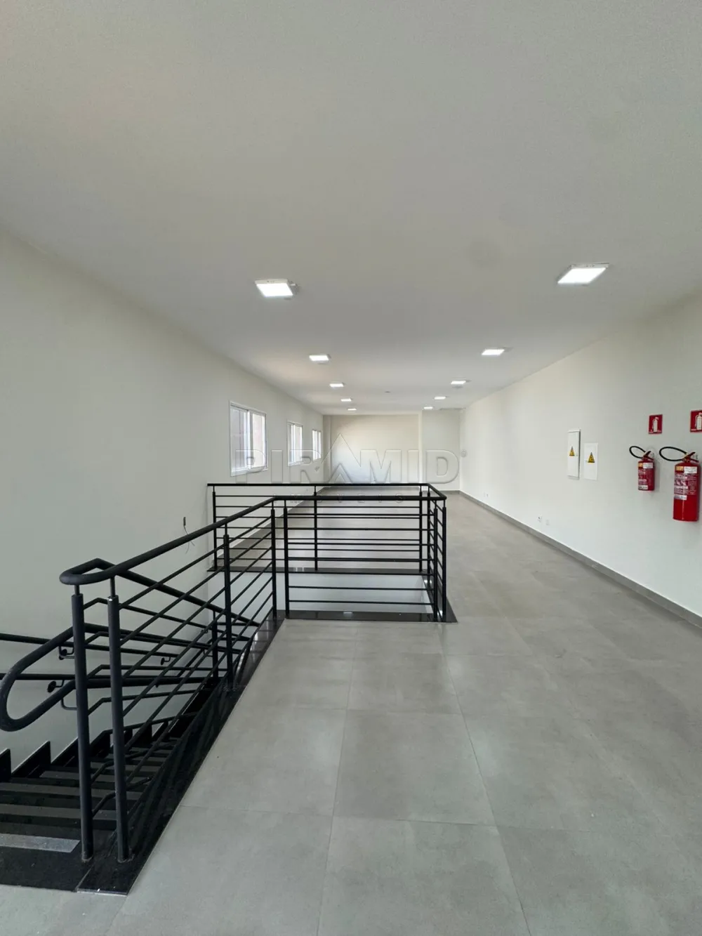 Alugar Comercial / Galp&atilde;o  Barrac&atilde;o em Ribeir&atilde;o Preto R$ 30.000,00 - Foto 12