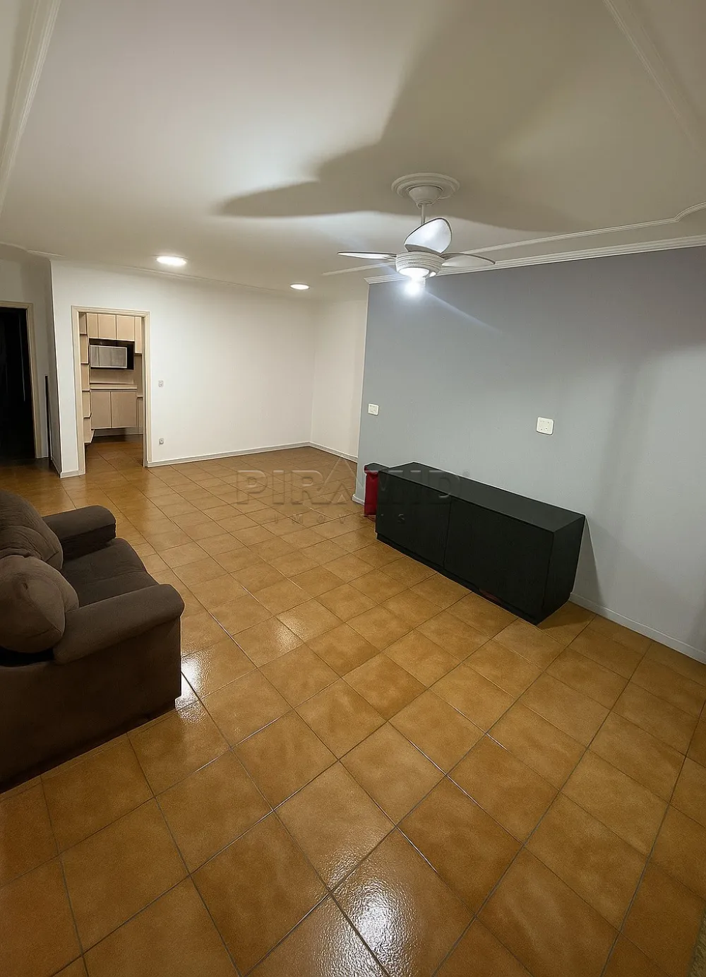 Comprar Apartamento / Padr&atilde;o em Ribeir&atilde;o Preto R$ 425.000,00 - Foto 2