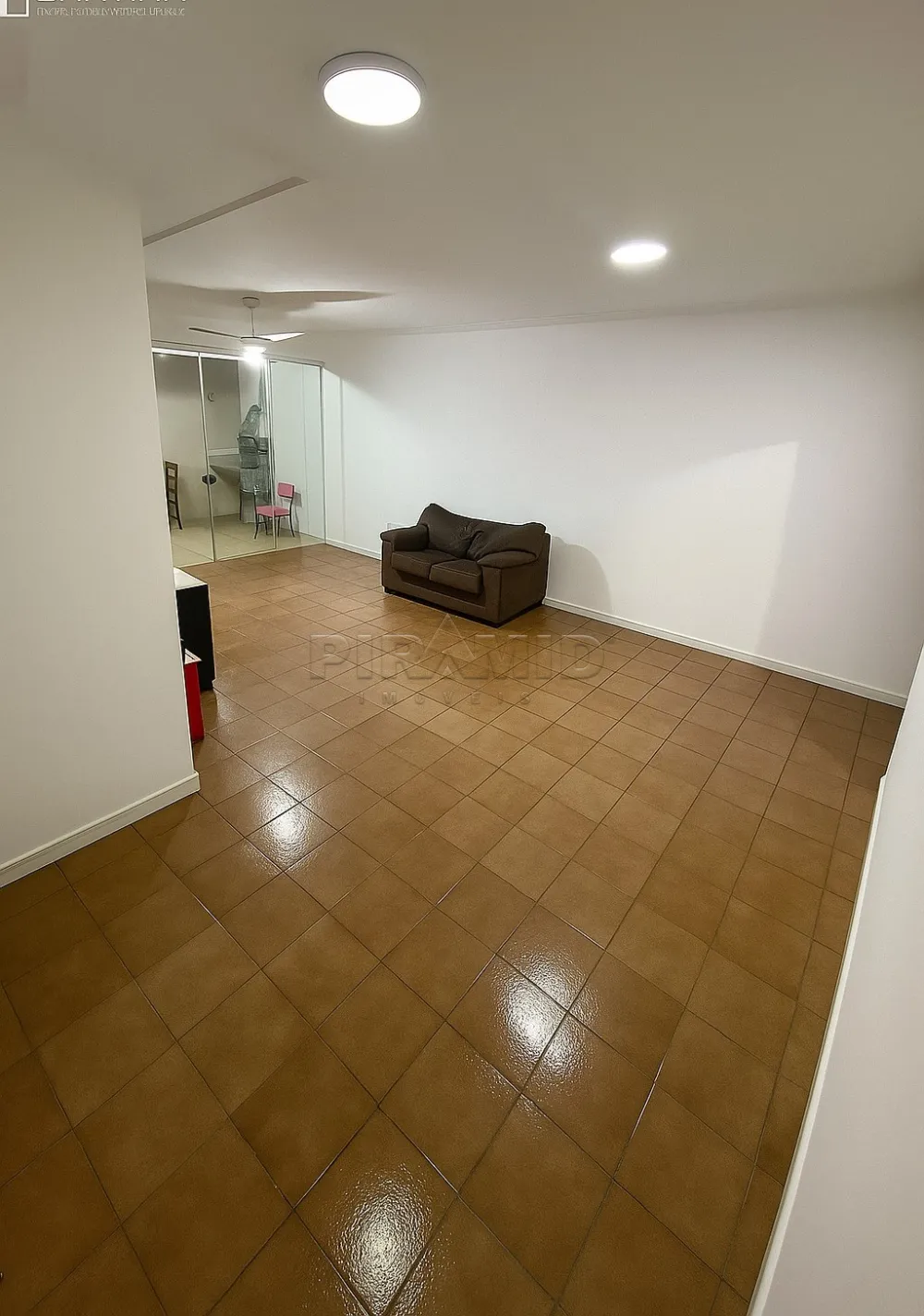 Comprar Apartamento / Padr&atilde;o em Ribeir&atilde;o Preto R$ 425.000,00 - Foto 4