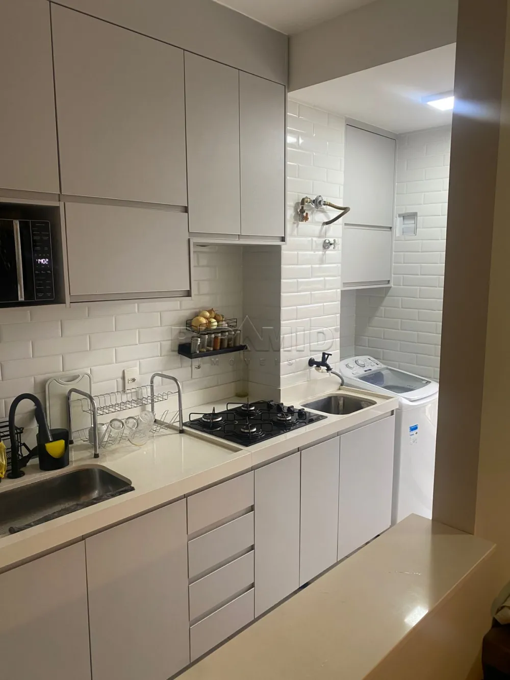 Alugar Apartamento / Padr&atilde;o em Ribeir&atilde;o Preto R$ 1.950,00 - Foto 9