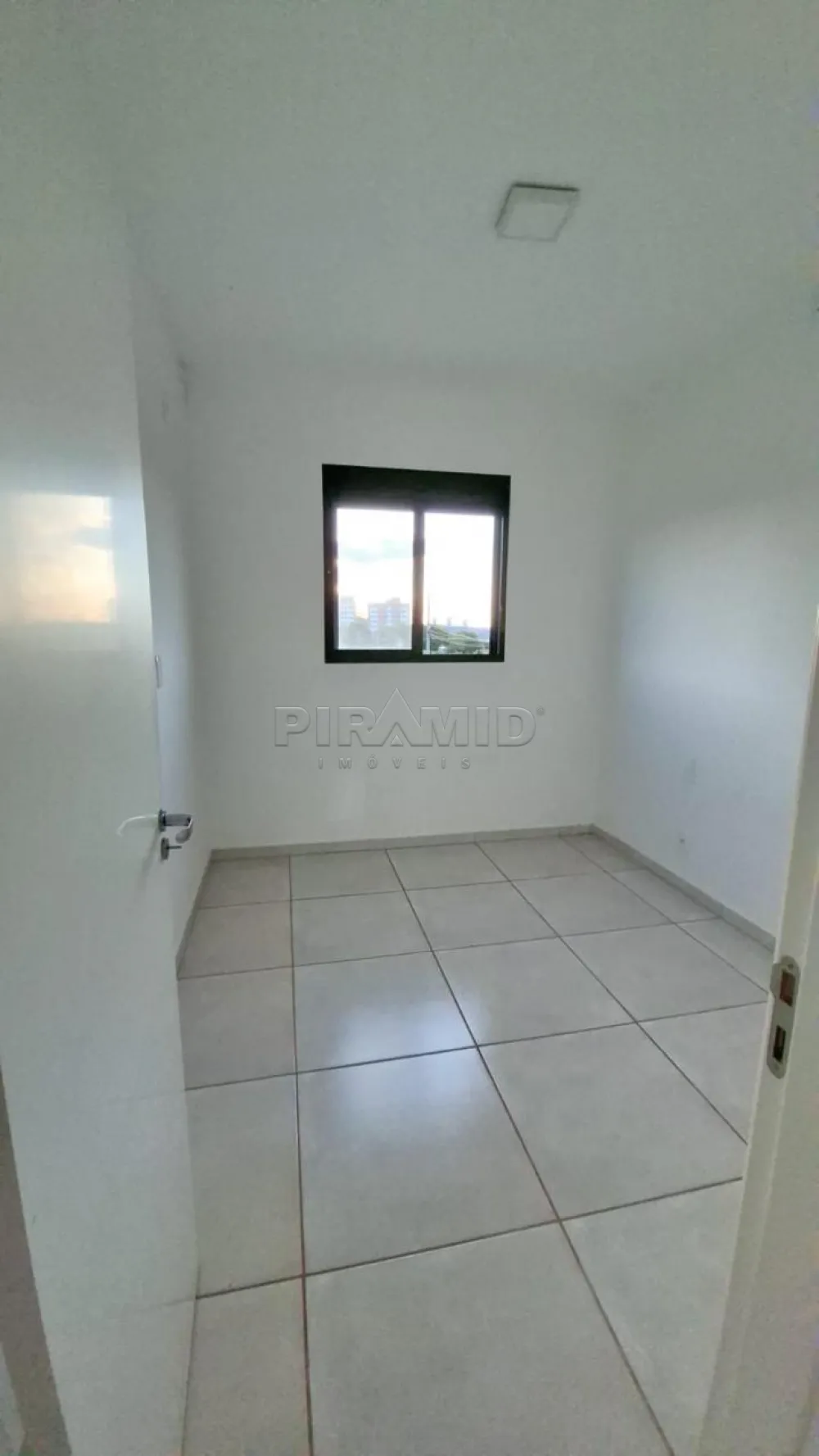 Comprar Apartamento / Padr&atilde;o em Ribeir&atilde;o Preto R$ 320.000,00 - Foto 4