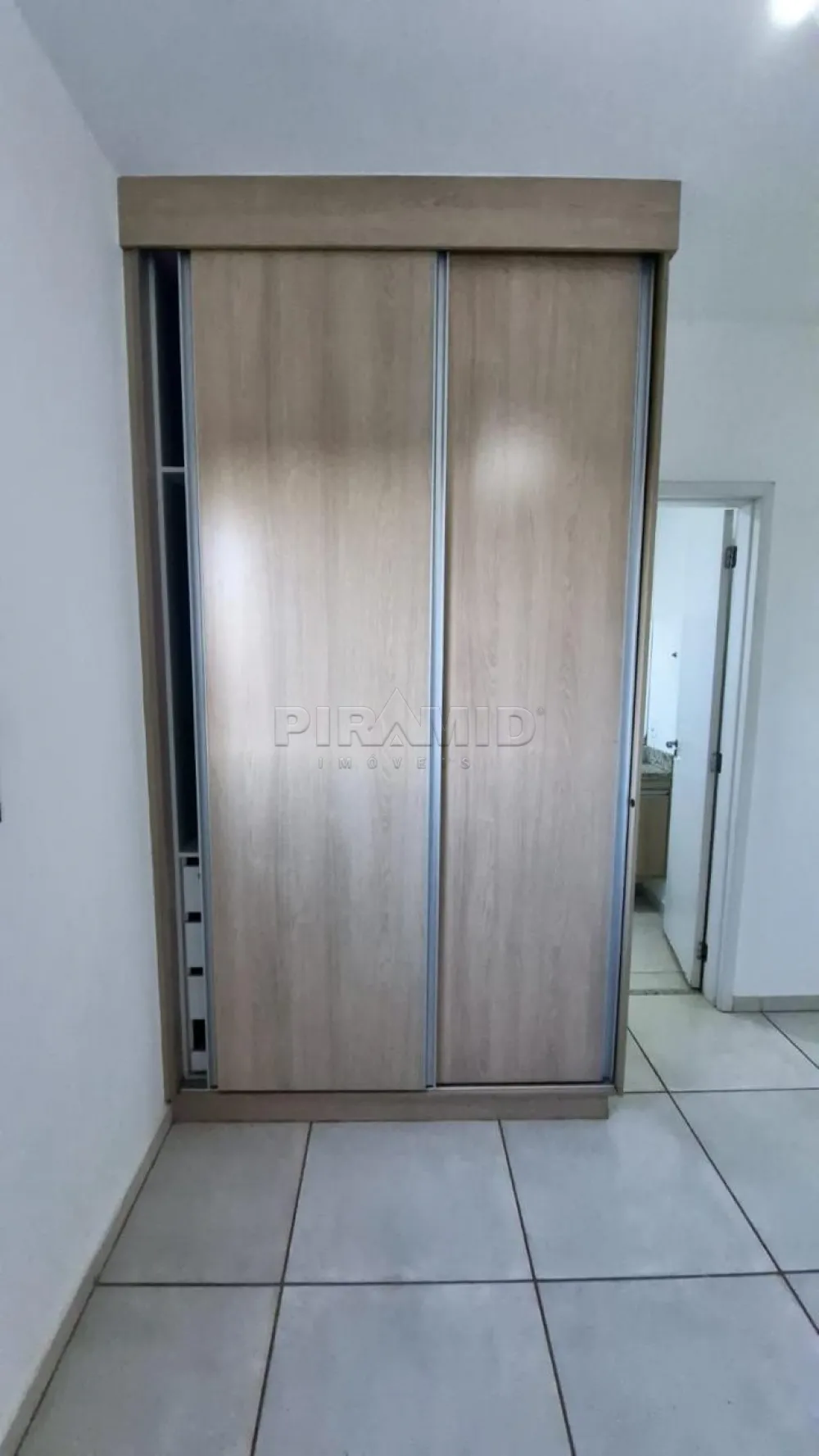 Comprar Apartamento / Padr&atilde;o em Ribeir&atilde;o Preto R$ 320.000,00 - Foto 5