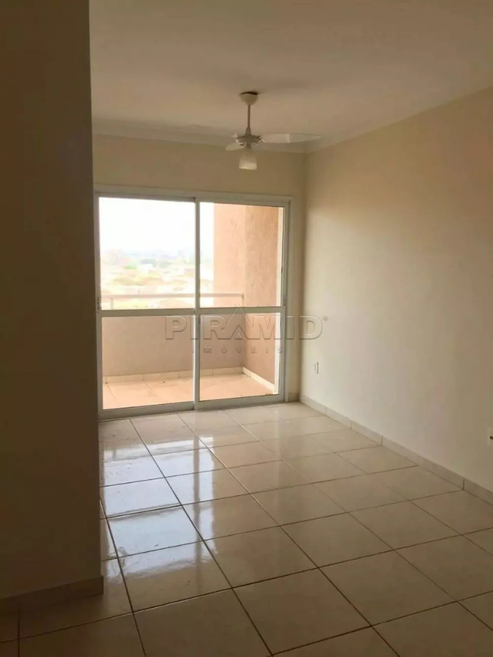 Comprar Apartamento / Padr&atilde;o em Ribeir&atilde;o Preto R$ 330.000,00 - Foto 3
