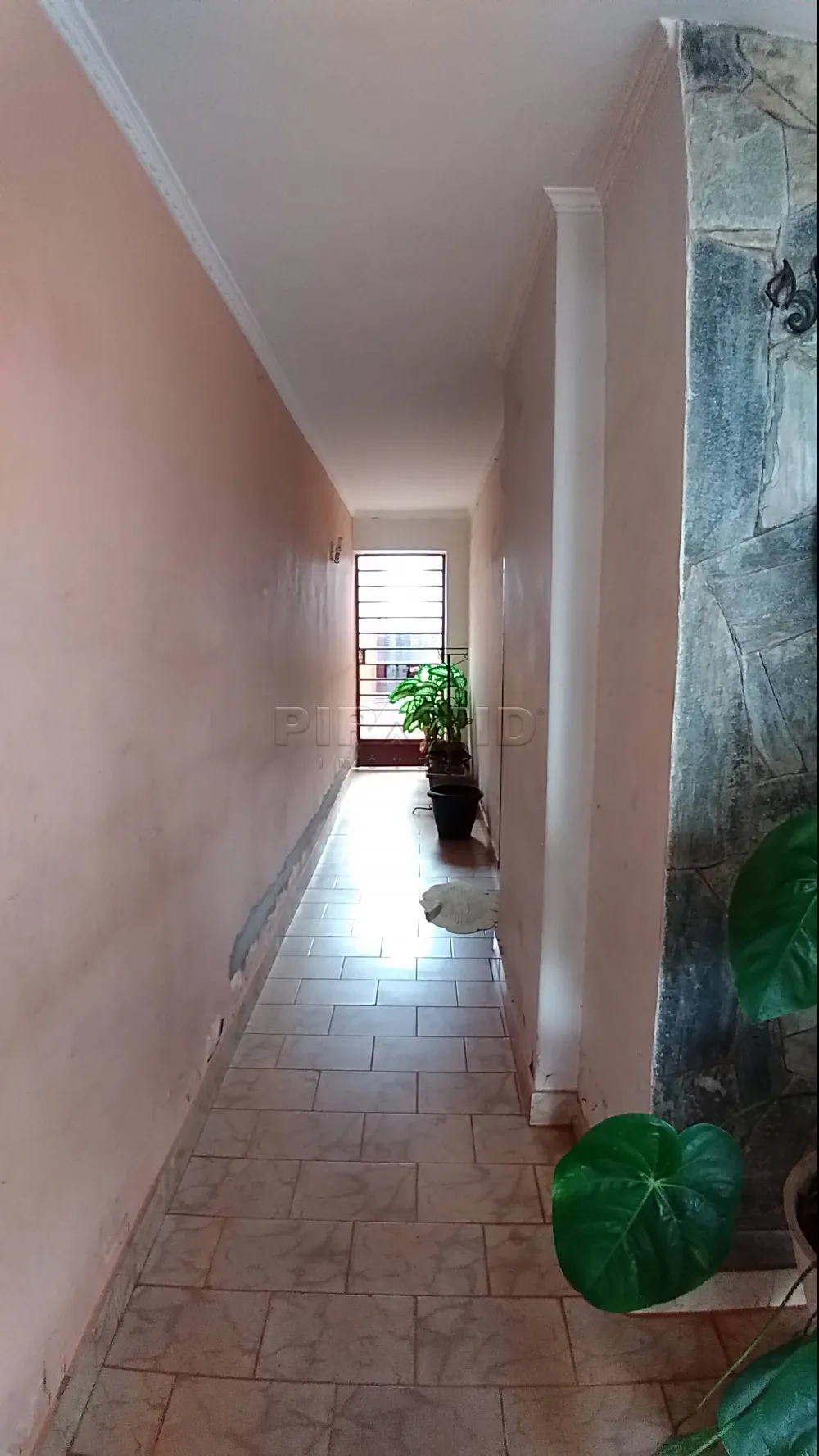 Comprar Casa / Padr&atilde;o em Ribeir&atilde;o Preto R$ 310.000,00 - Foto 2