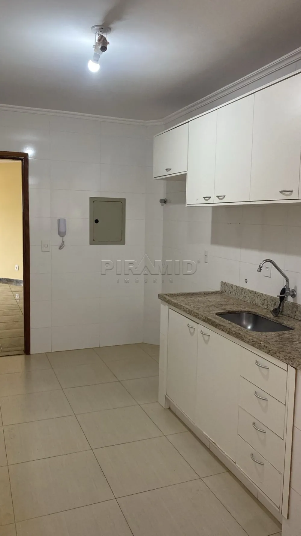Alugar Apartamento / Padr&atilde;o em Ribeir&atilde;o Preto R$ 2.400,00 - Foto 5