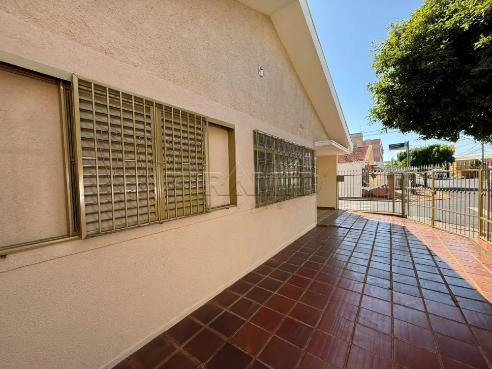 Alugar Casa / Padr&atilde;o em Ribeir&atilde;o Preto R$ 2.350,00 - Foto 1