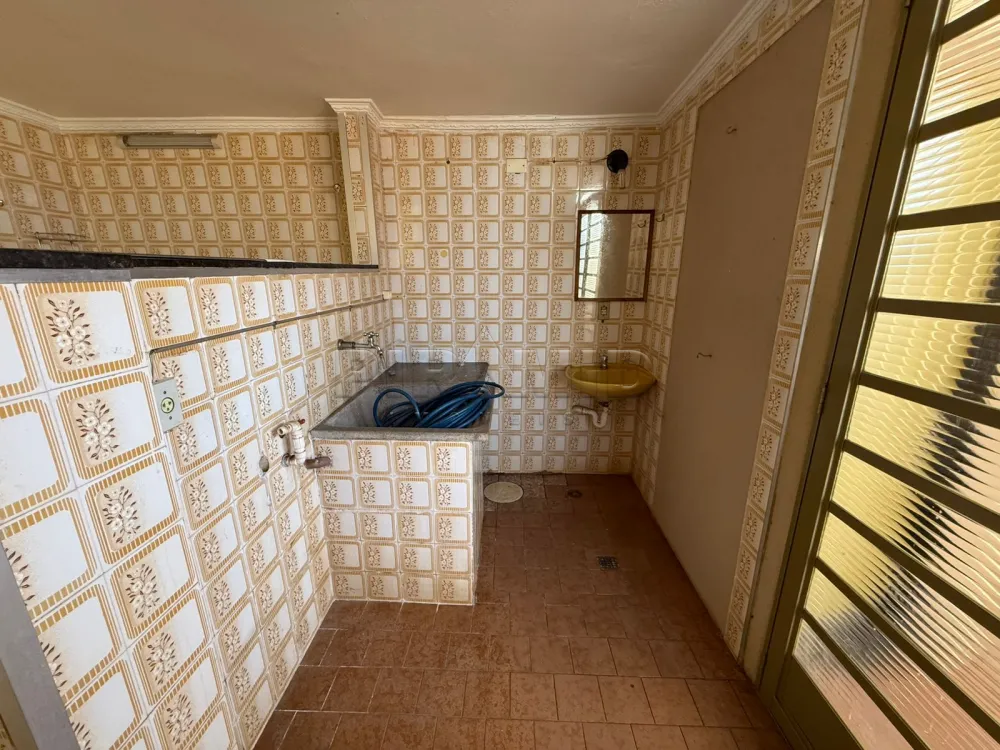 Alugar Casa / Padr&atilde;o em Ribeir&atilde;o Preto R$ 2.350,00 - Foto 19