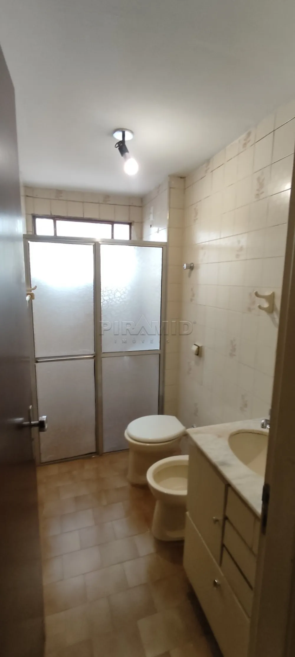 Alugar Apartamento / Padr&atilde;o em Ribeir&atilde;o Preto R$ 1.500,00 - Foto 7