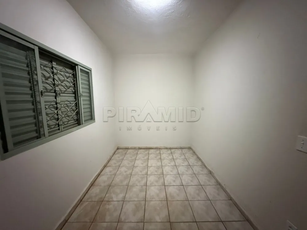 Alugar Casa / Padr&atilde;o em Ribeir&atilde;o Preto R$ 850,00 - Foto 5