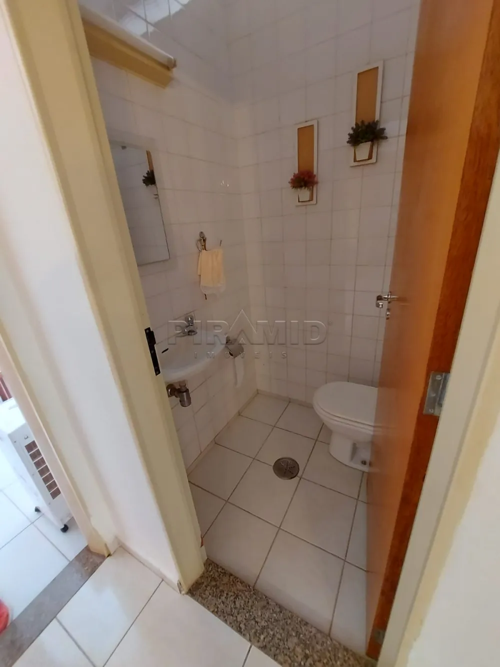 Comprar Casa / Padr&atilde;o em Ribeir&atilde;o Preto R$ 850.000,00 - Foto 27