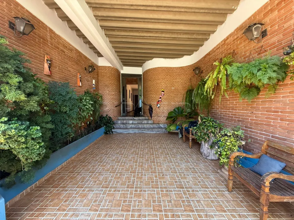 Comprar Casa / Padr&atilde;o em Ribeir&atilde;o Preto R$ 800.000,00 - Foto 4