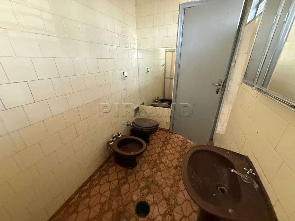 Alugar Casa / Padr&atilde;o em Ribeir&atilde;o Preto R$ 2.200,00 - Foto 18