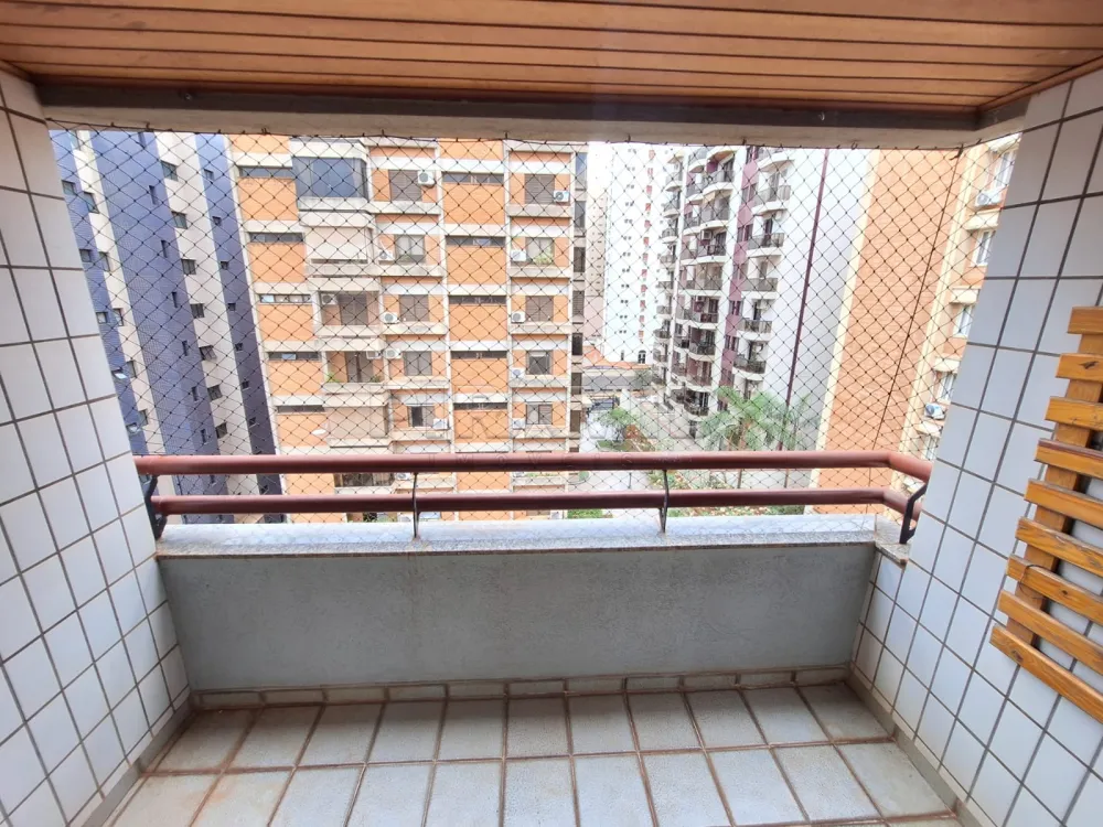 Alugar Apartamento / Padr&atilde;o em Ribeir&atilde;o Preto R$ 1.500,00 - Foto 4