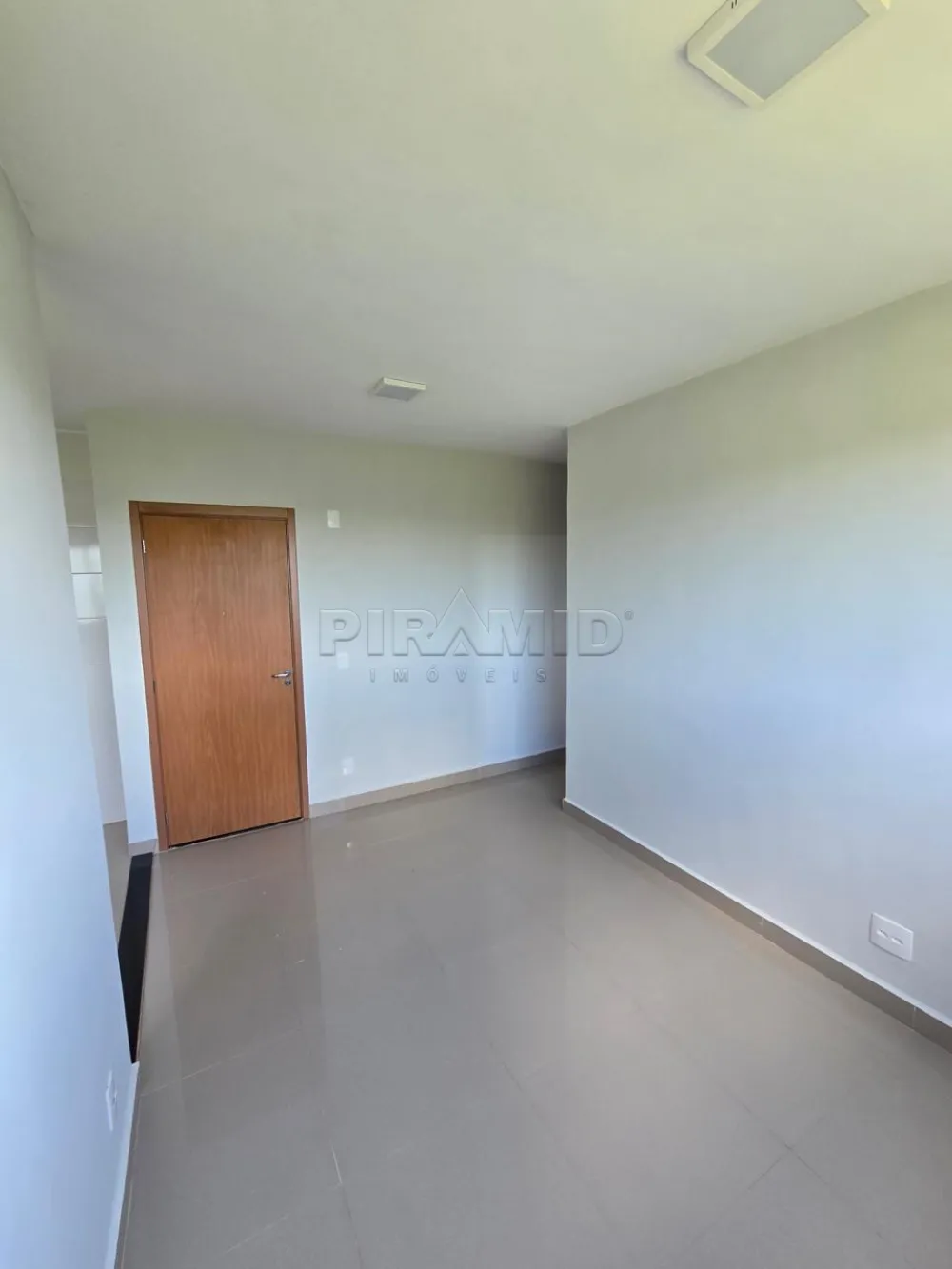 Comprar Apartamento / Padr&atilde;o em Ribeir&atilde;o Preto R$ 265.000,00 - Foto 2