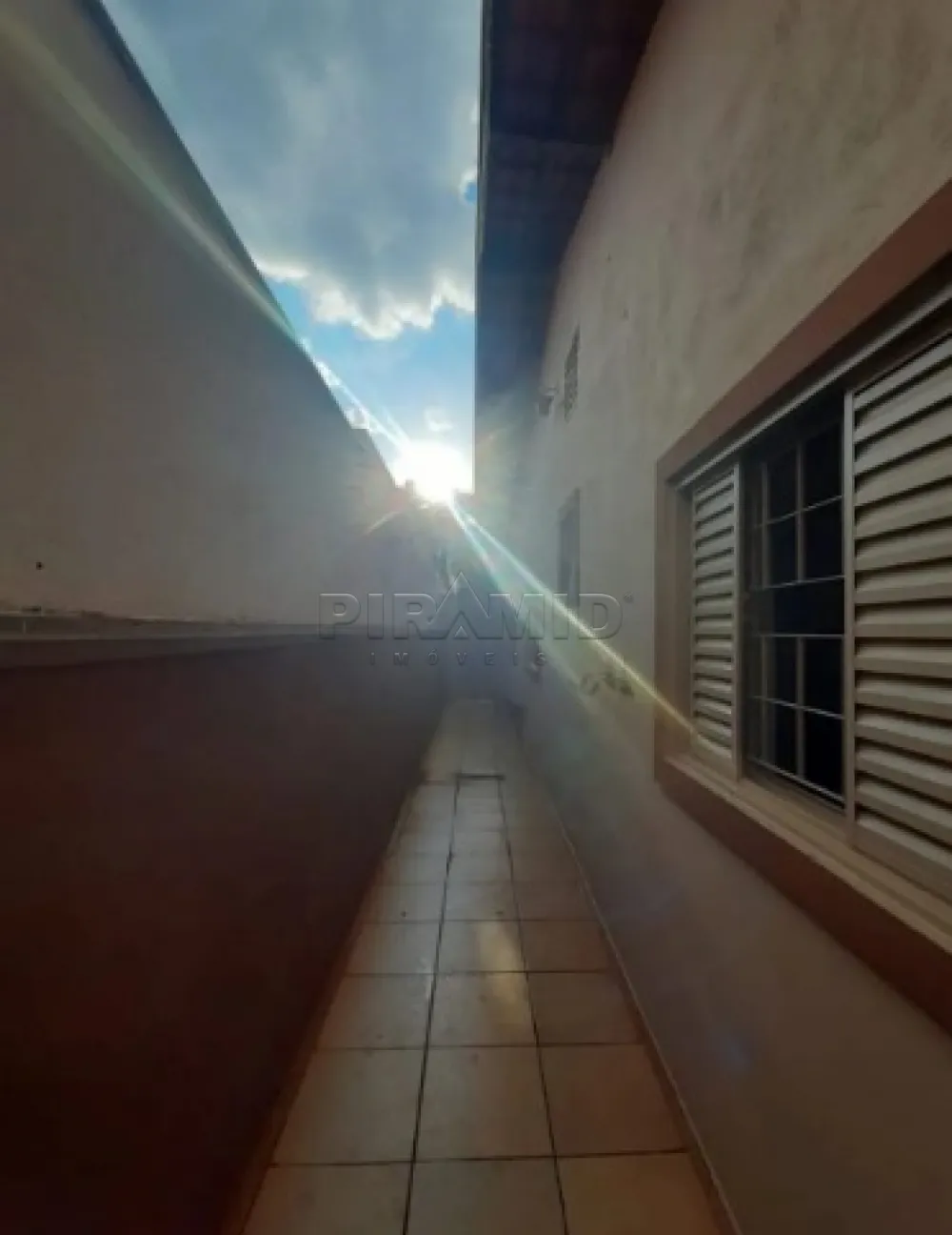 Comprar Casa / Padr&atilde;o em Ribeir&atilde;o Preto R$ 370.000,00 - Foto 11