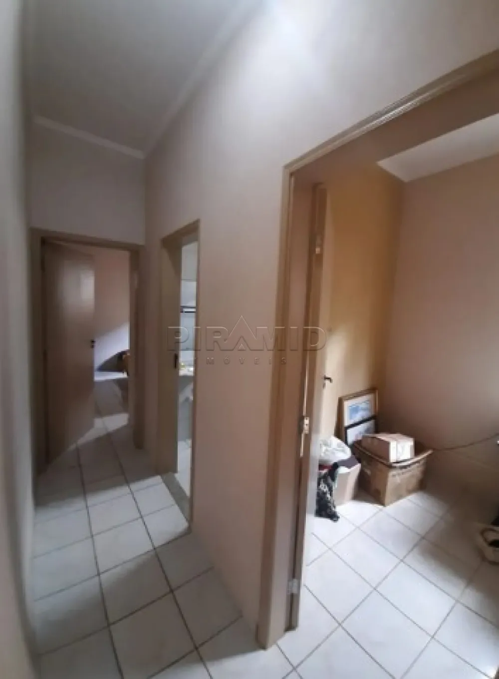 Comprar Casa / Padr&atilde;o em Ribeir&atilde;o Preto R$ 370.000,00 - Foto 4