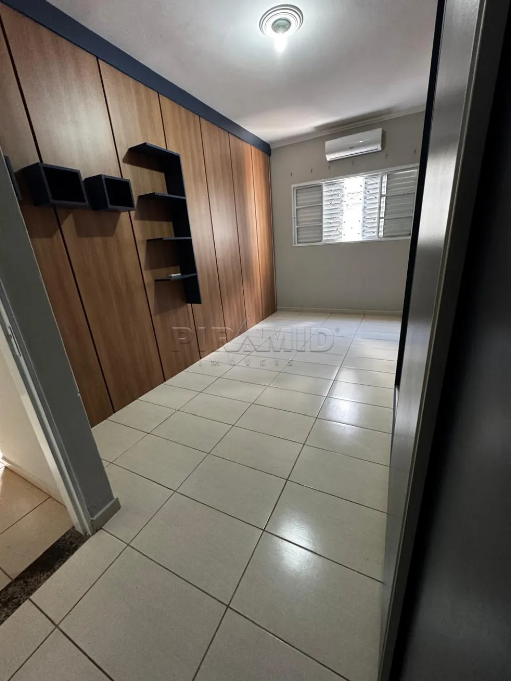 Comprar Casa / Padr&atilde;o em Ribeir&atilde;o Preto R$ 420.000,00 - Foto 5
