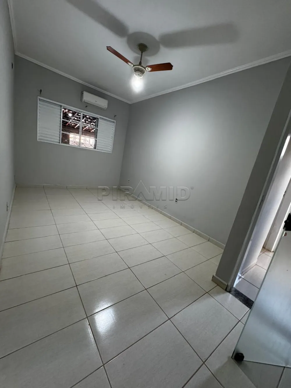 Comprar Casa / Padr&atilde;o em Ribeir&atilde;o Preto R$ 420.000,00 - Foto 2