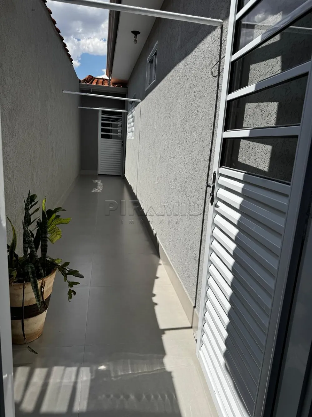 Comprar Casa / Padr&atilde;o em Ribeir&atilde;o Preto R$ 420.000,00 - Foto 12