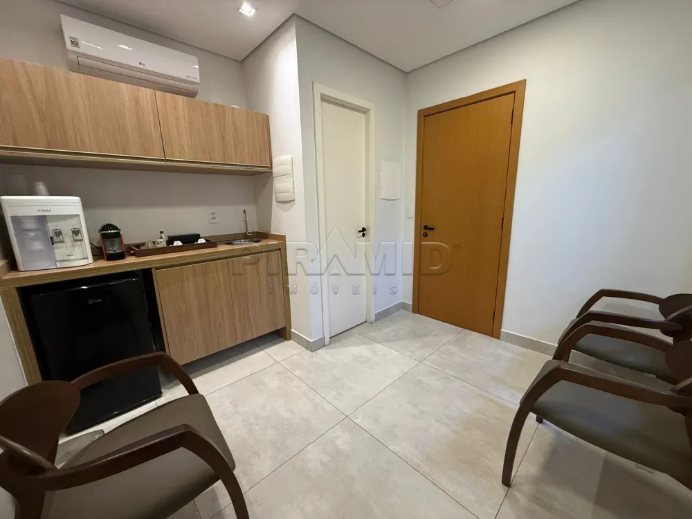 Alugar Comercial / Sala em Ribeir&atilde;o Preto R$ 3.900,00 - Foto 2