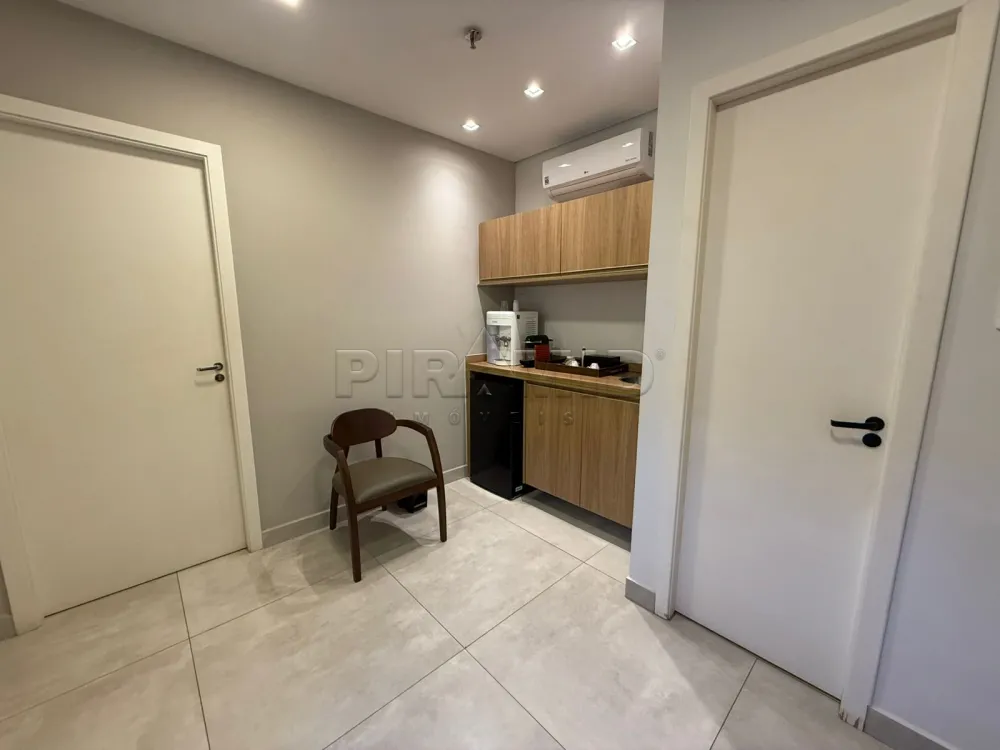 Alugar Comercial / Sala em Ribeir&atilde;o Preto R$ 3.900,00 - Foto 3