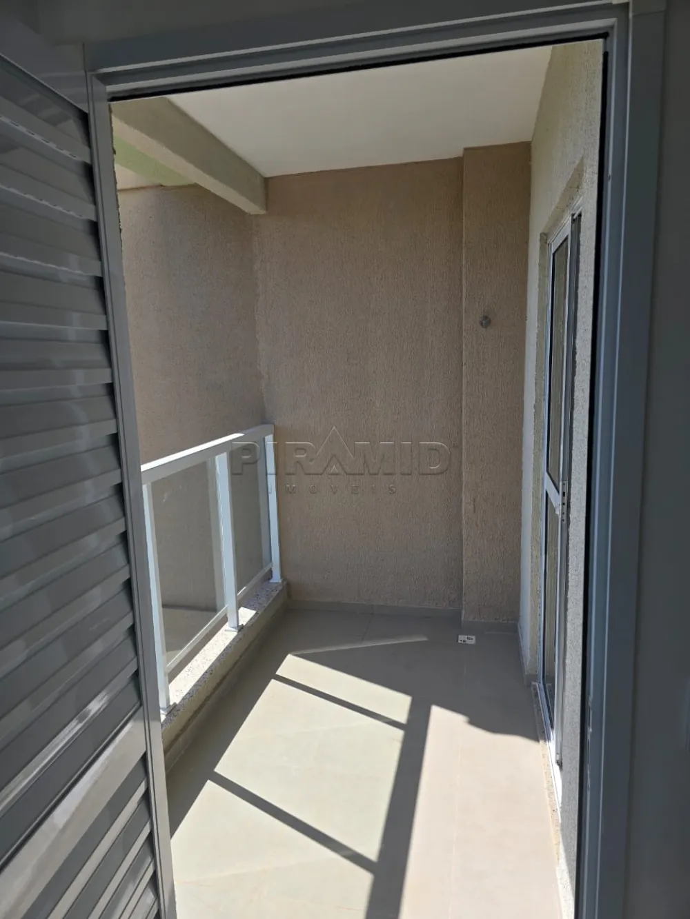 Comprar Apartamento / Padr&atilde;o em Ribeir&atilde;o Preto R$ 308.000,00 - Foto 3