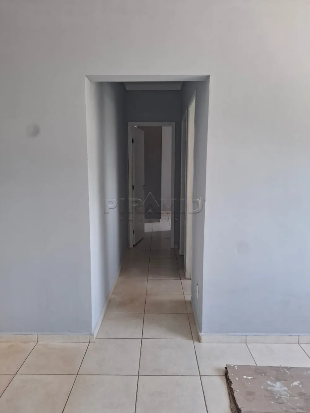 Alugar Apartamento / Padr&atilde;o em Ribeir&atilde;o Preto R$ 1.550,00 - Foto 3