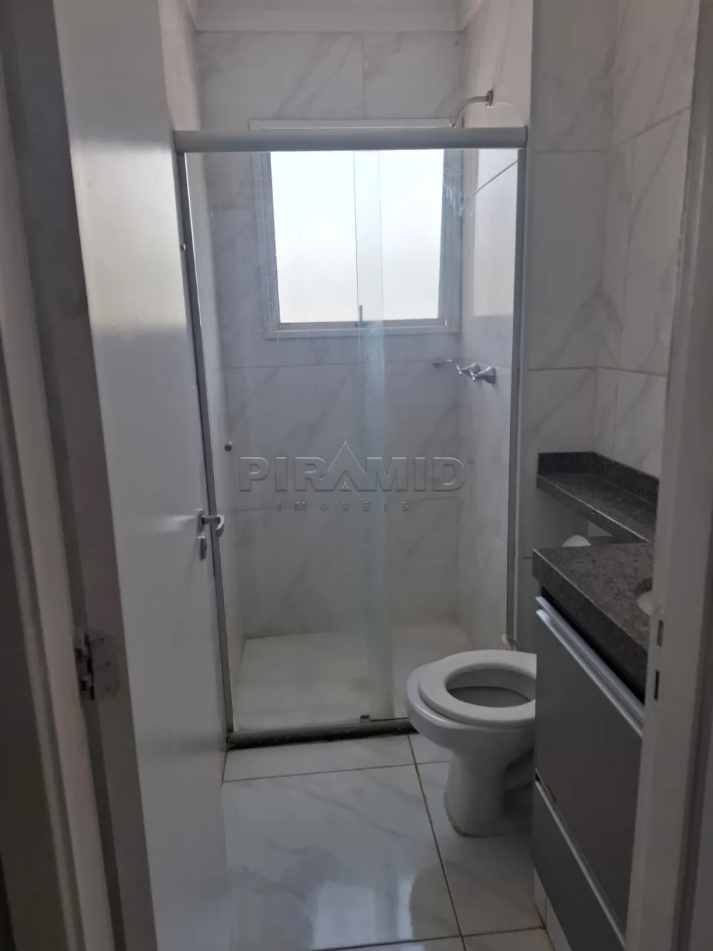 Alugar Apartamento / Padr&atilde;o em Ribeir&atilde;o Preto R$ 1.550,00 - Foto 4