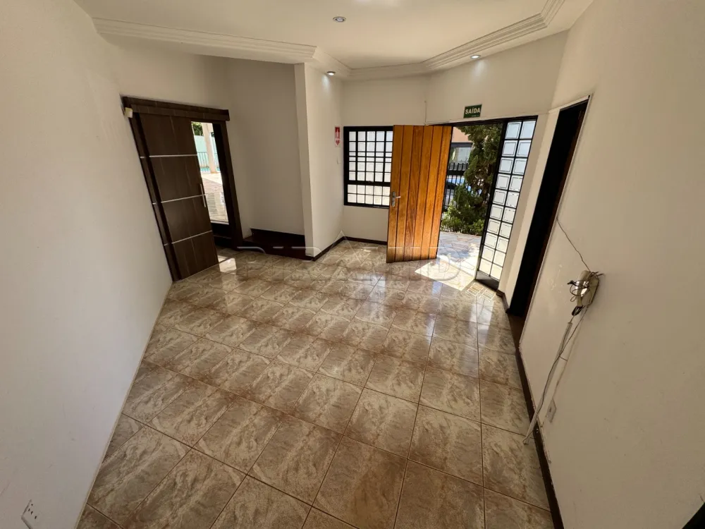 Alugar Comercial / Casa em Ribeir&atilde;o Preto R$ 5.800,00 - Foto 5