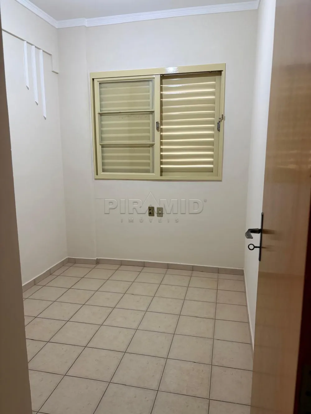Comprar Apartamento / Padr&atilde;o em Ribeir&atilde;o Preto R$ 360.000,00 - Foto 14