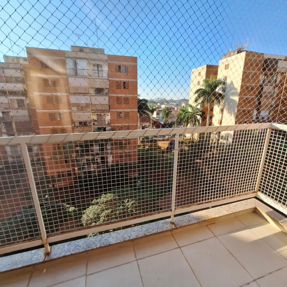 Alugar Apartamento / Padr&atilde;o em Ribeir&atilde;o Preto R$ 1.350,00 - Foto 5