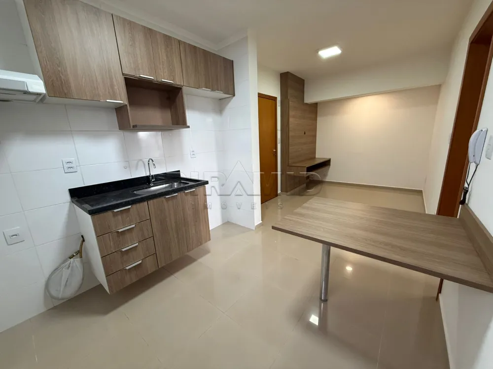 Alugar Apartamento / Padr&atilde;o em Ribeir&atilde;o Preto R$ 1.650,00 - Foto 6
