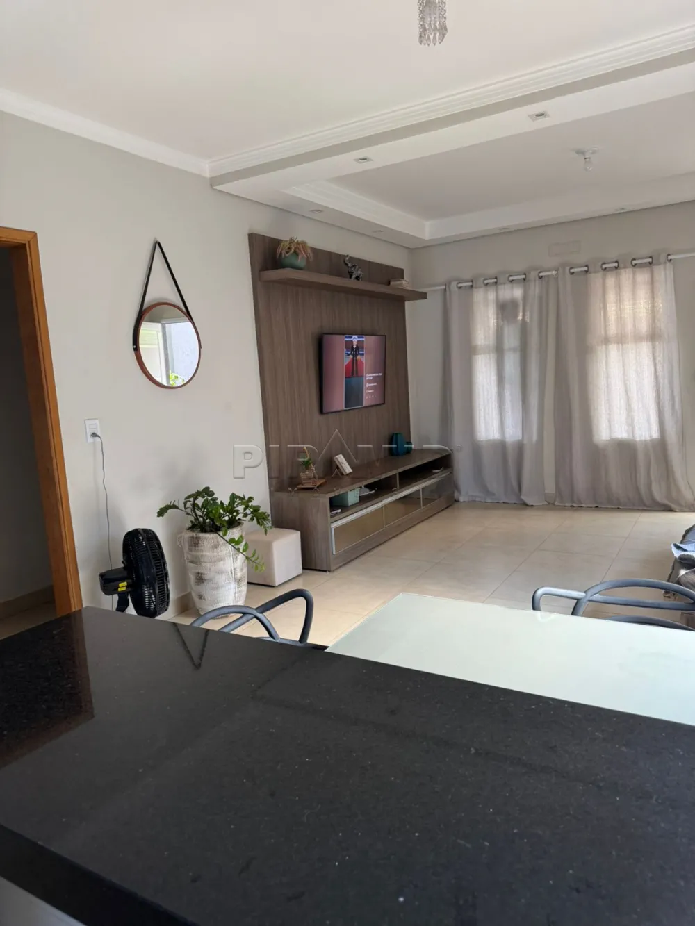Comprar Casa / Padr&atilde;o em Ribeir&atilde;o Preto R$ 820.000,00 - Foto 3