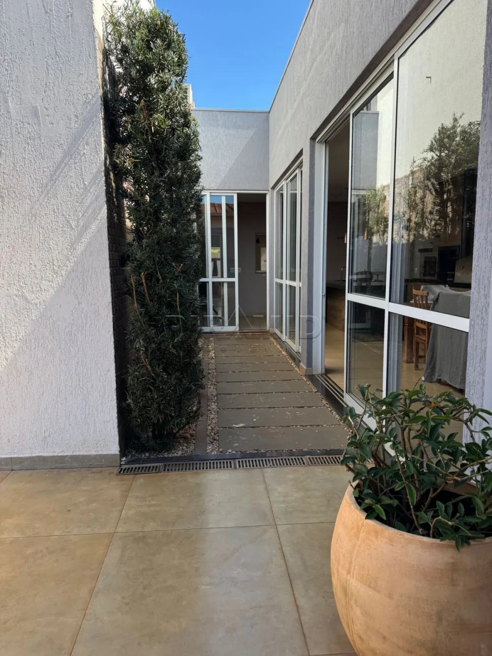 Comprar Casa / Padr&atilde;o em Ribeir&atilde;o Preto R$ 820.000,00 - Foto 27