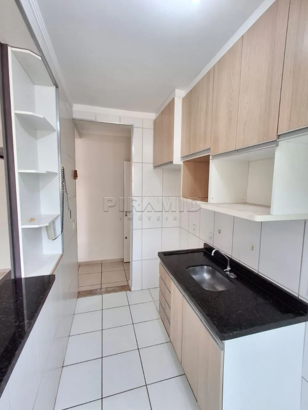 Alugar Apartamento / Padr&atilde;o em Ribeir&atilde;o Preto R$ 1.100,00 - Foto 10
