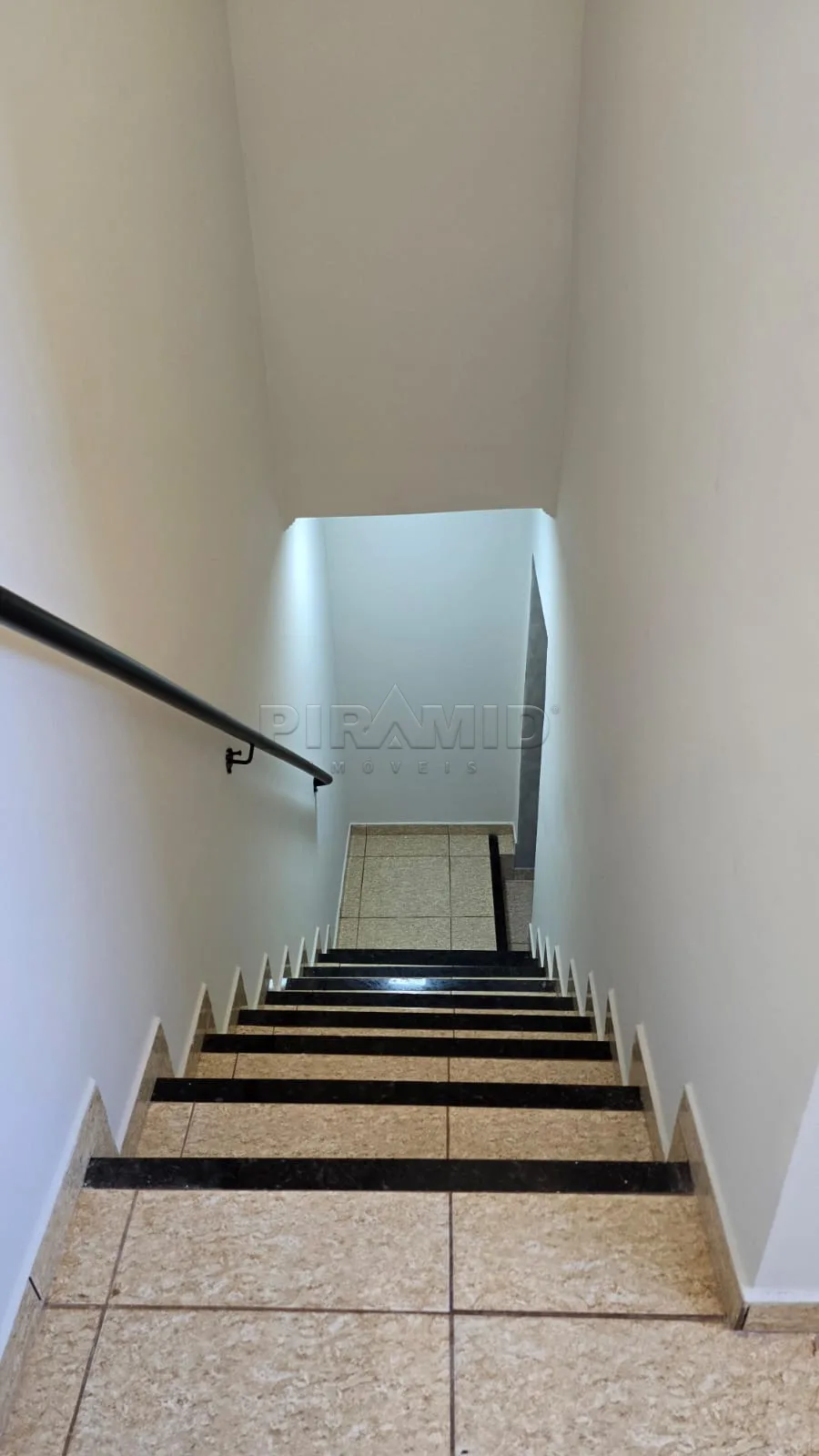 Comprar Casa / Padr&atilde;o em Ribeir&atilde;o Preto R$ 425.000,00 - Foto 3