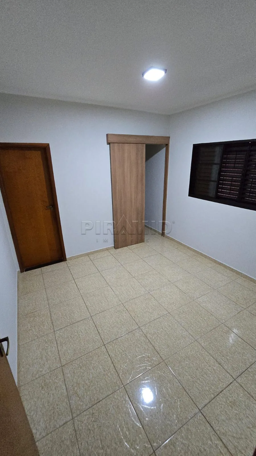Comprar Casa / Padr&atilde;o em Ribeir&atilde;o Preto R$ 425.000,00 - Foto 11