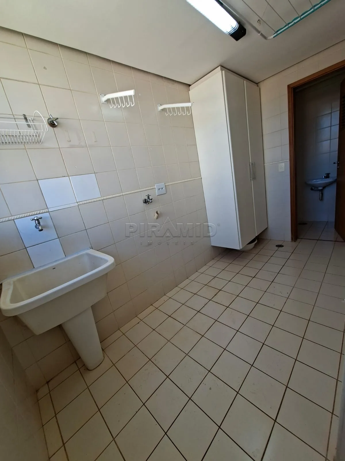Comprar Apartamento / Padr&atilde;o em Ribeir&atilde;o Preto R$ 550.000,00 - Foto 17