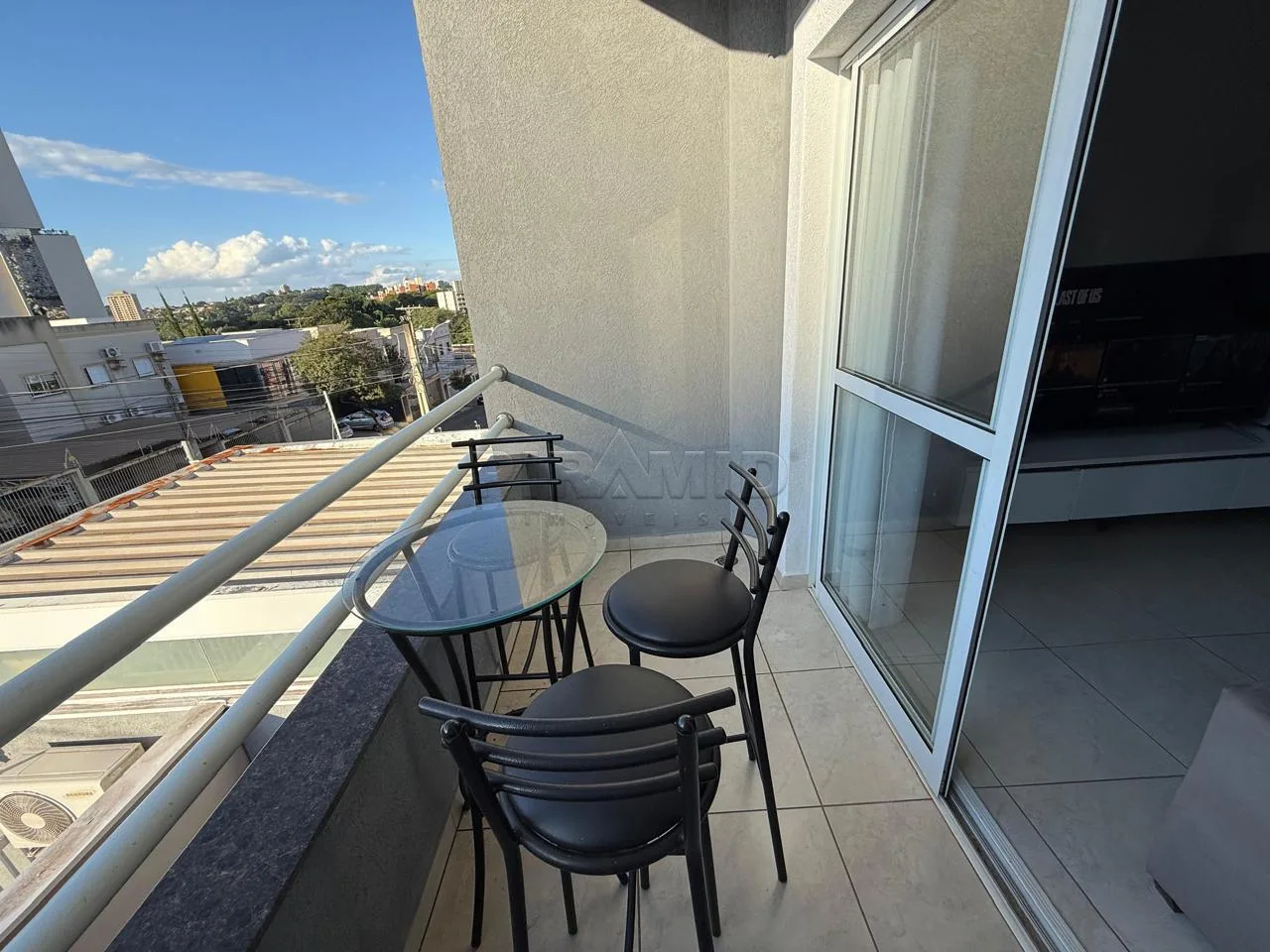 Comprar Apartamento / Padr&atilde;o em Ribeir&atilde;o Preto R$ 450.000,00 - Foto 2