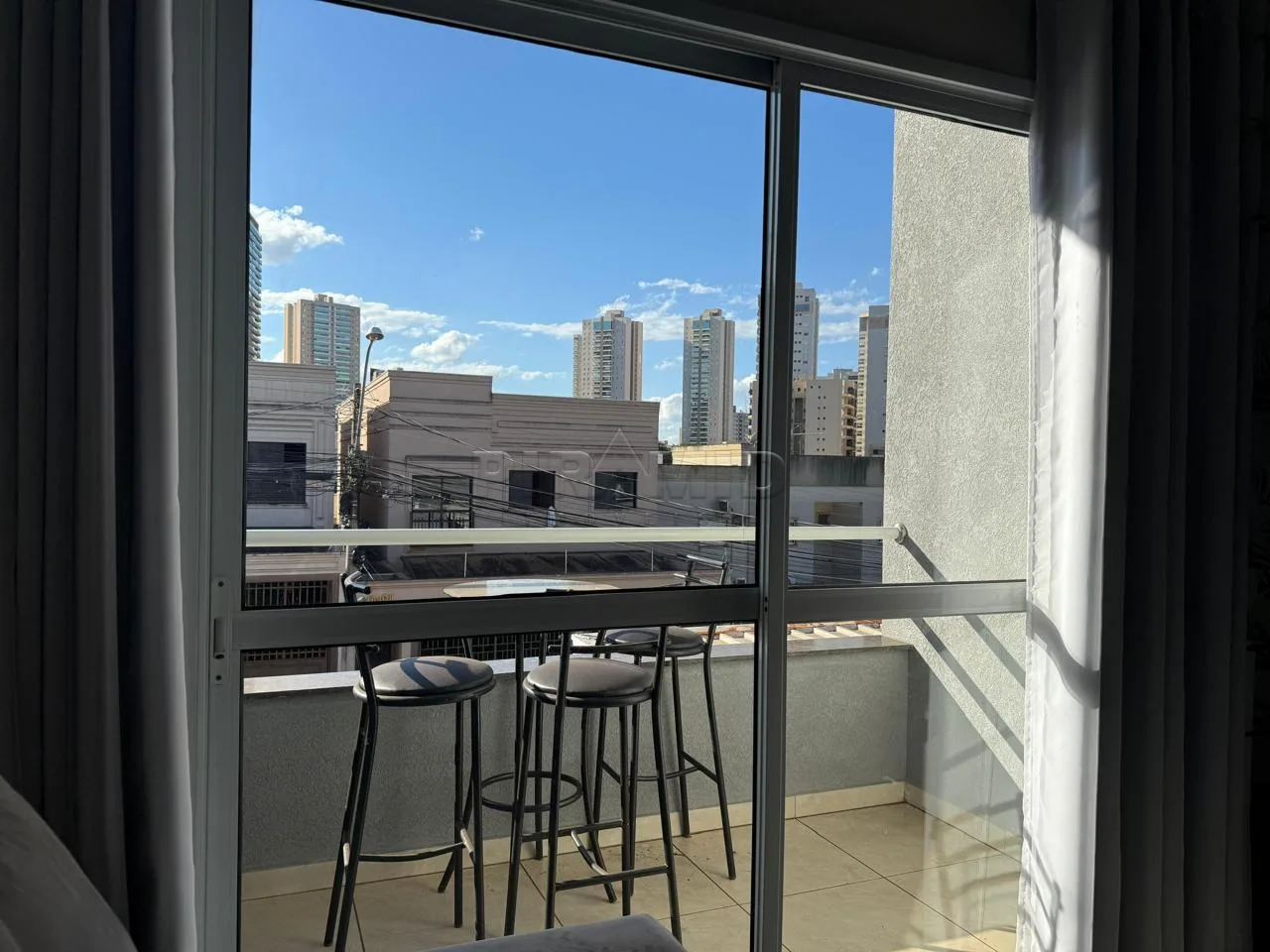 Comprar Apartamento / Padr&atilde;o em Ribeir&atilde;o Preto R$ 450.000,00 - Foto 3