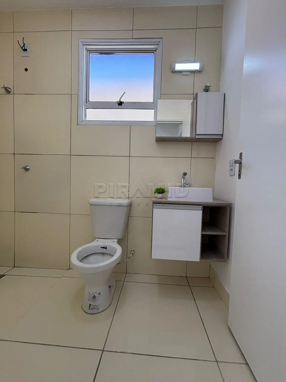 Comprar Casa / Padr&atilde;o em Ribeir&atilde;o Preto R$ 220.000,00 - Foto 9