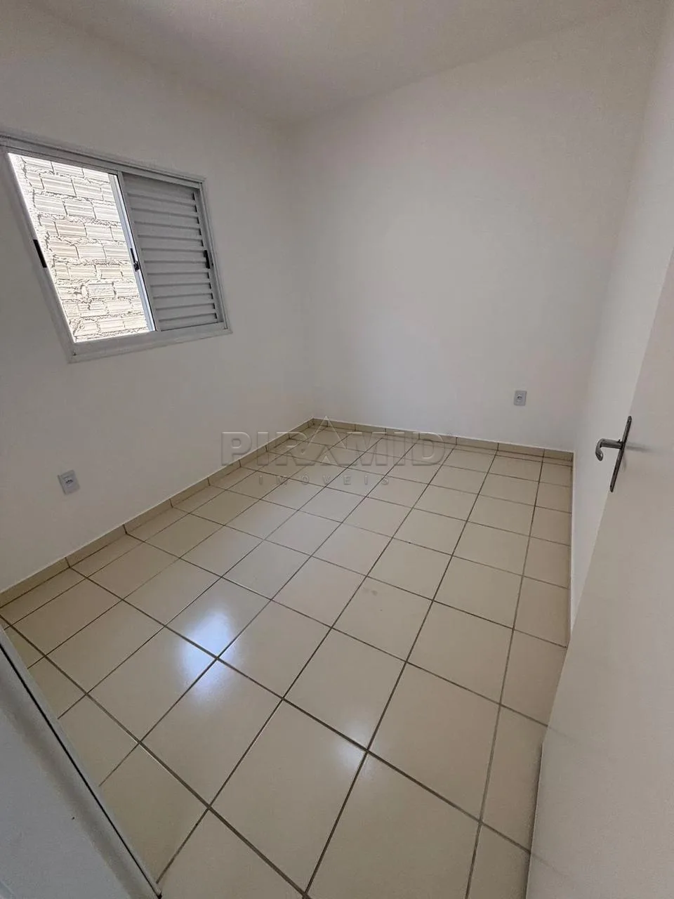 Comprar Casa / Padr&atilde;o em Ribeir&atilde;o Preto R$ 220.000,00 - Foto 7