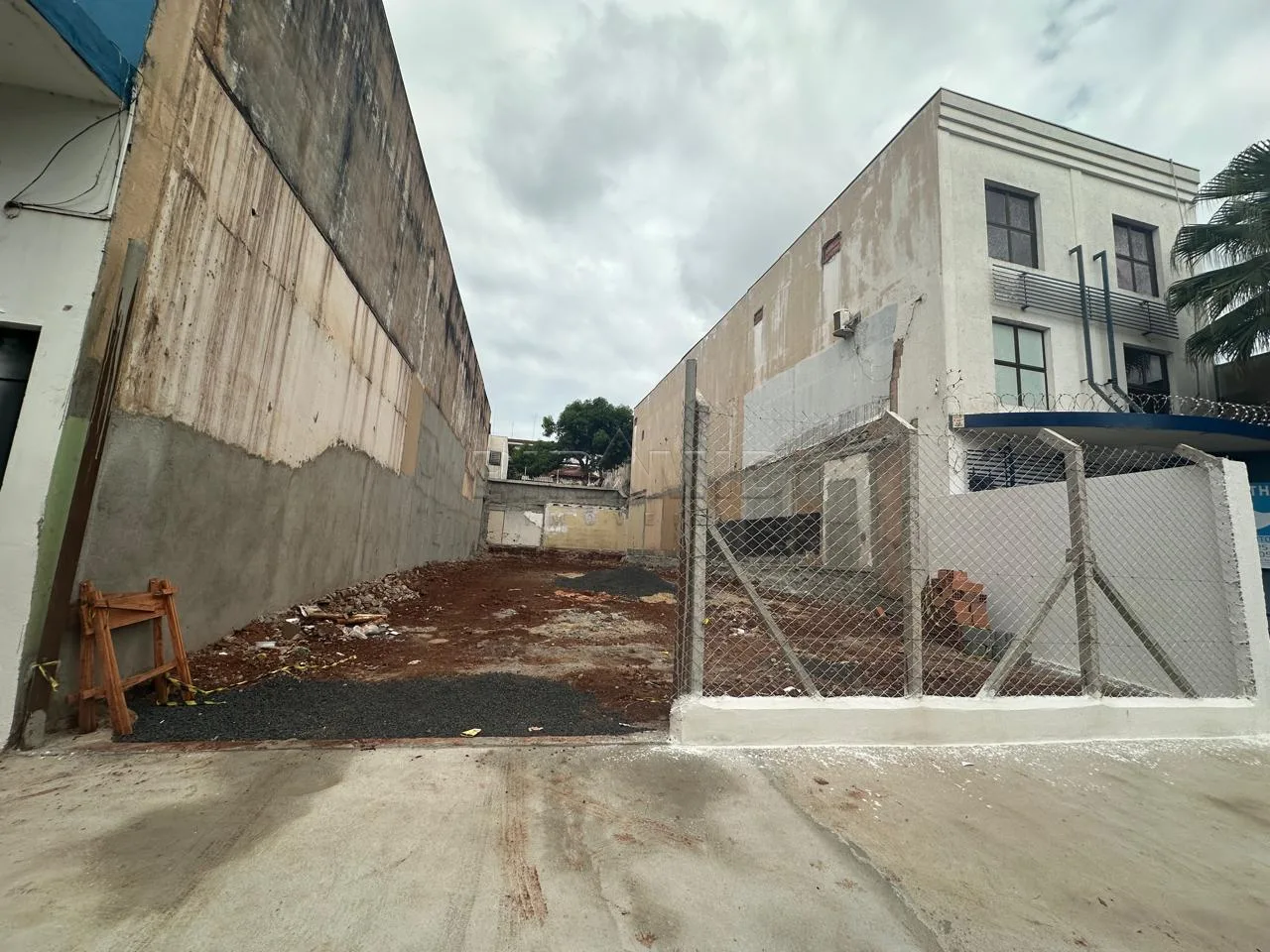 Comprar Terreno / Terreno em Ribeir&atilde;o Preto R$ 465.000,00 - Foto 1