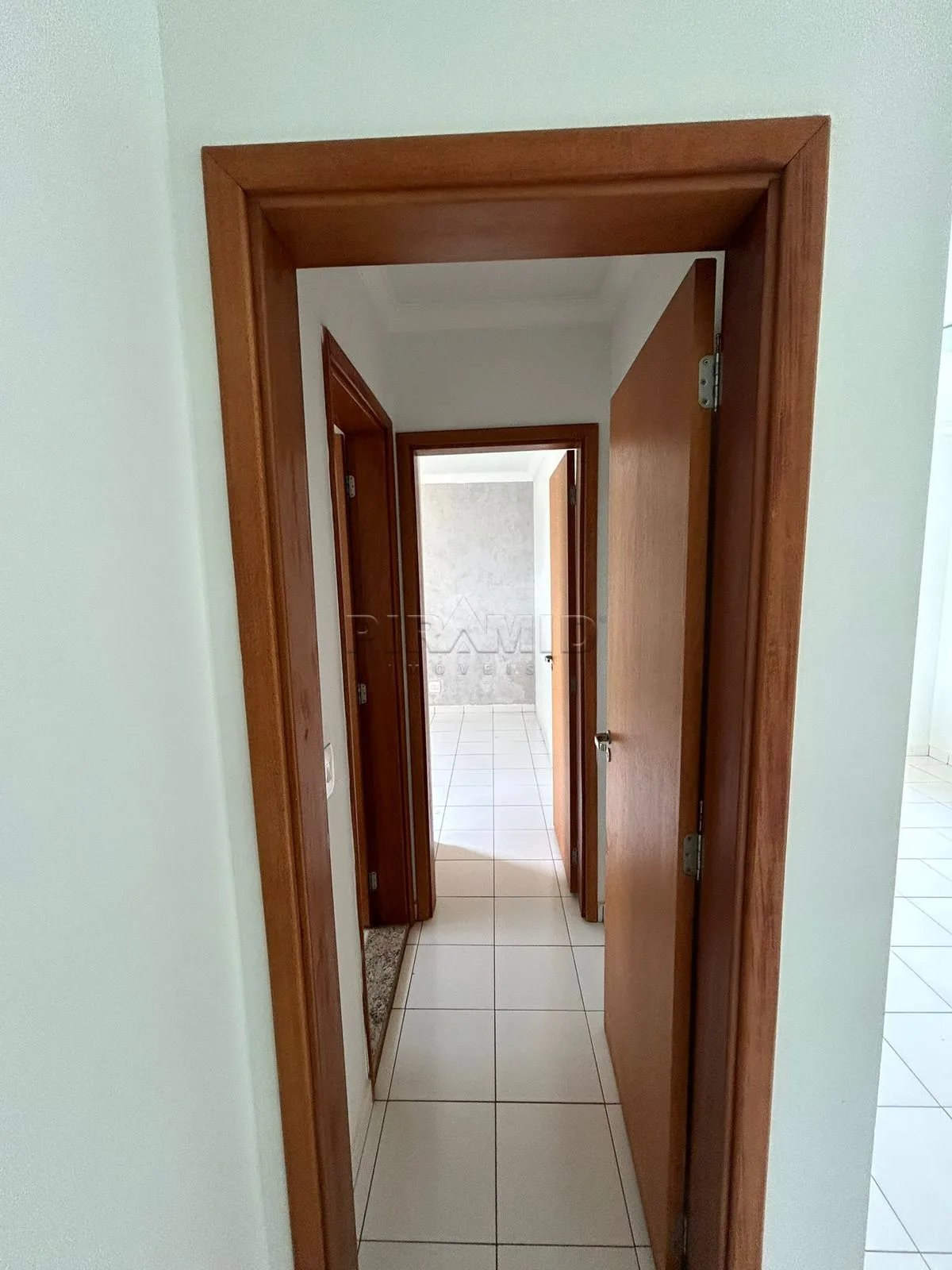 Comprar Apartamento / Padr&atilde;o em Ribeir&atilde;o Preto R$ 350.000,00 - Foto 5