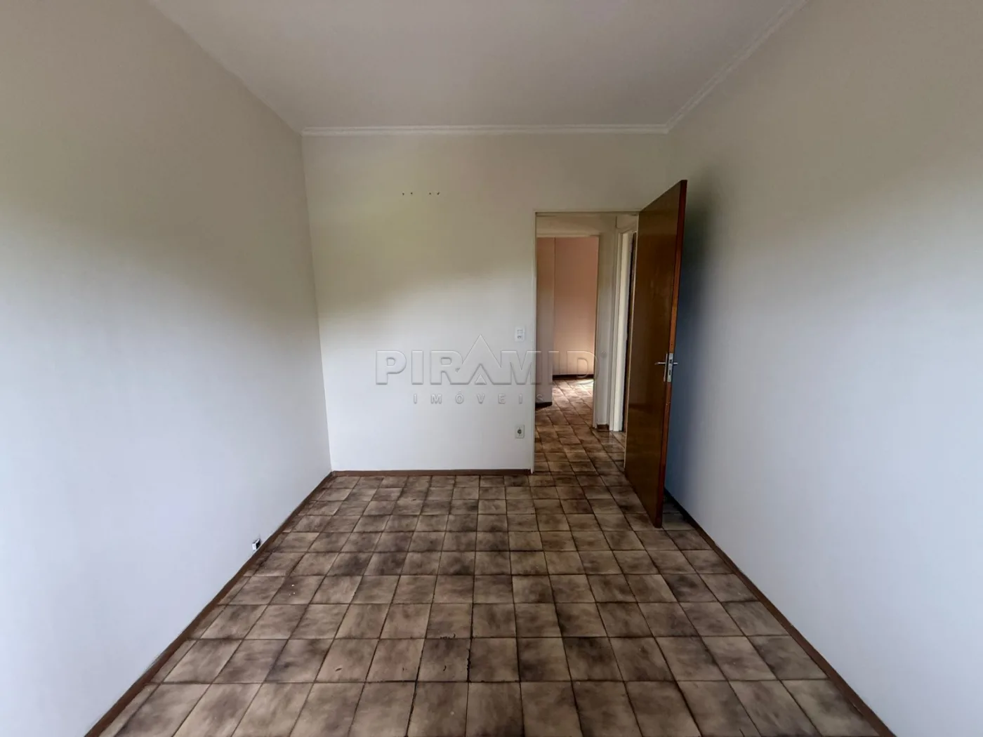 Alugar Apartamento / Padr&atilde;o em Ribeir&atilde;o Preto R$ 1.300,00 - Foto 5